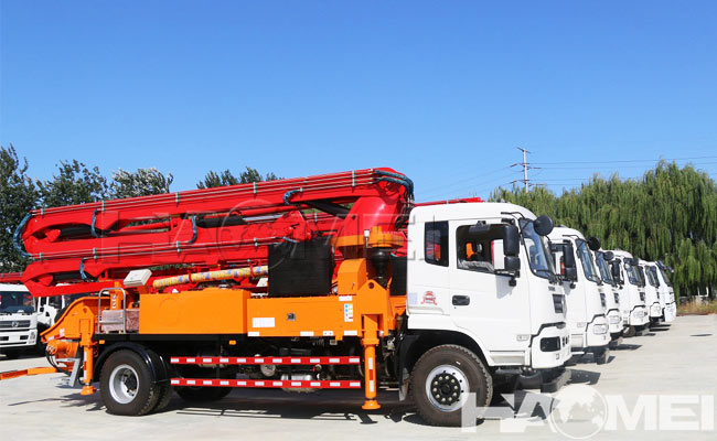 concrete pump lorry