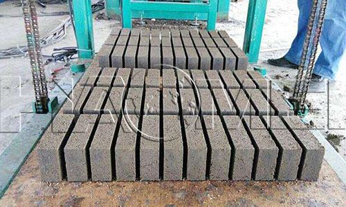 bricks out of concrete brick making machine