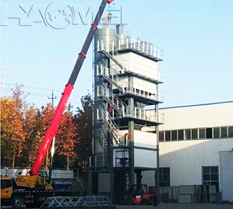 An installed fixed asphalt mixing plant