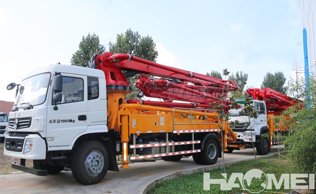 concrete pump lorry price