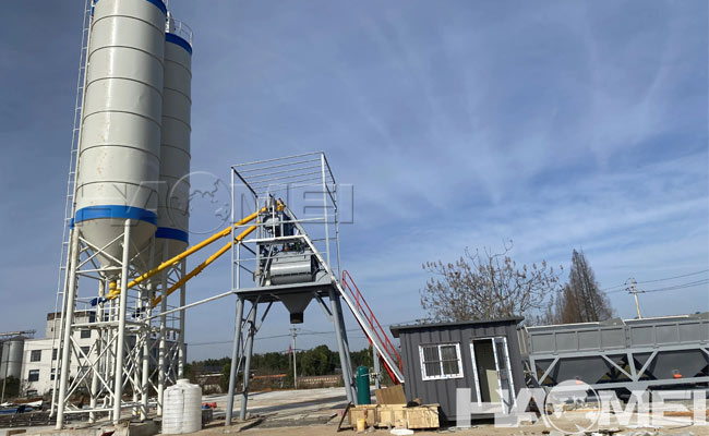 hopper lift concrete batching plant